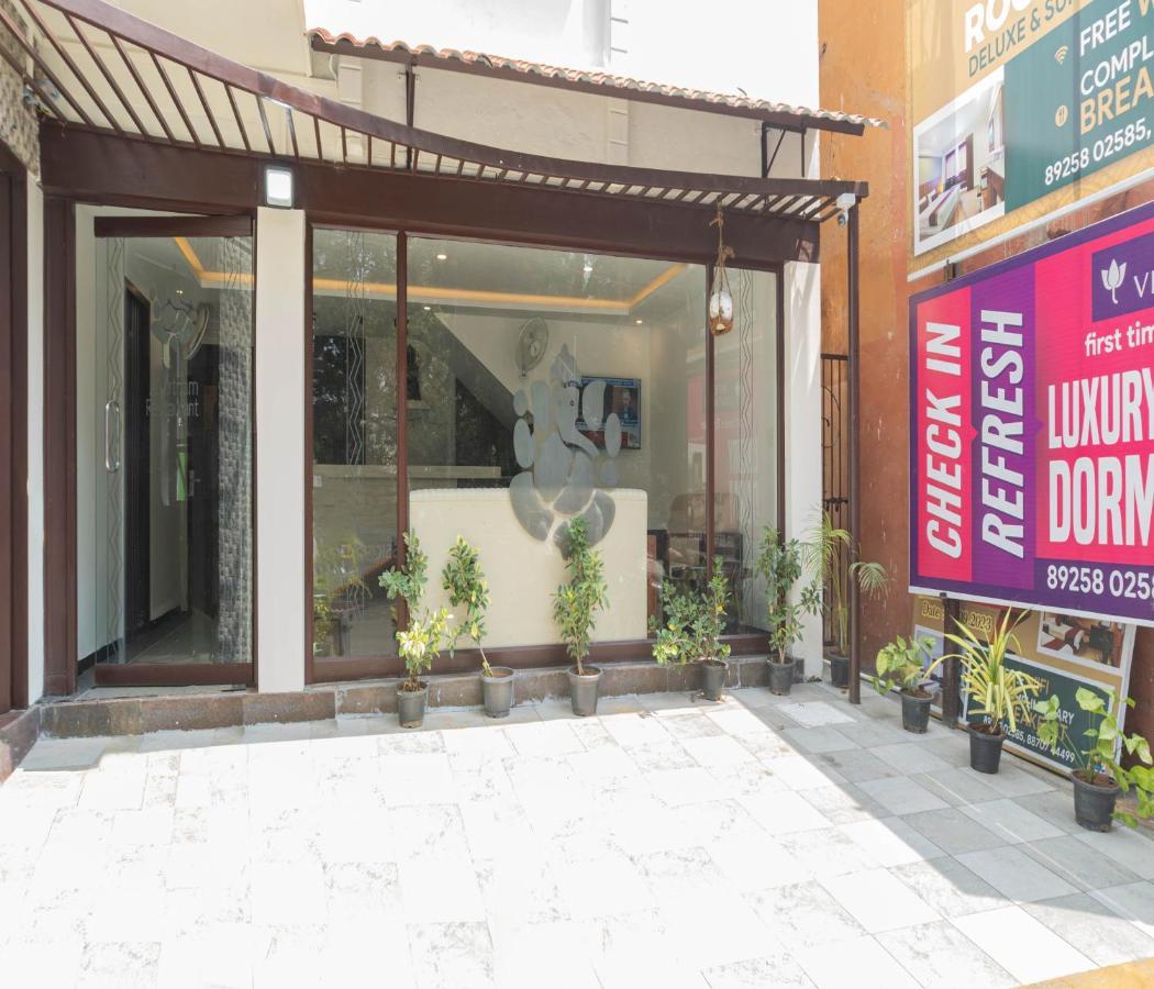 Hotel Vinayaga Tiruppur Extérieur photo